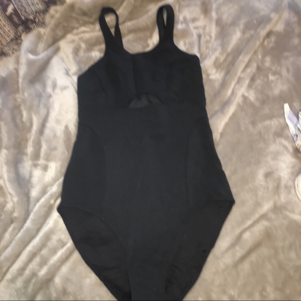 BN Free People Bodysuit w Cutout Detail in…